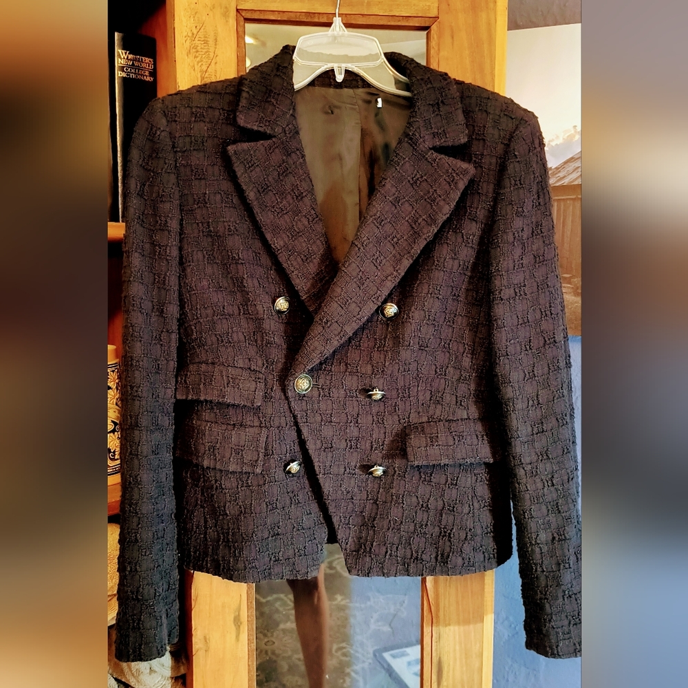Antonio Melani textured Navy suit, Size 8.